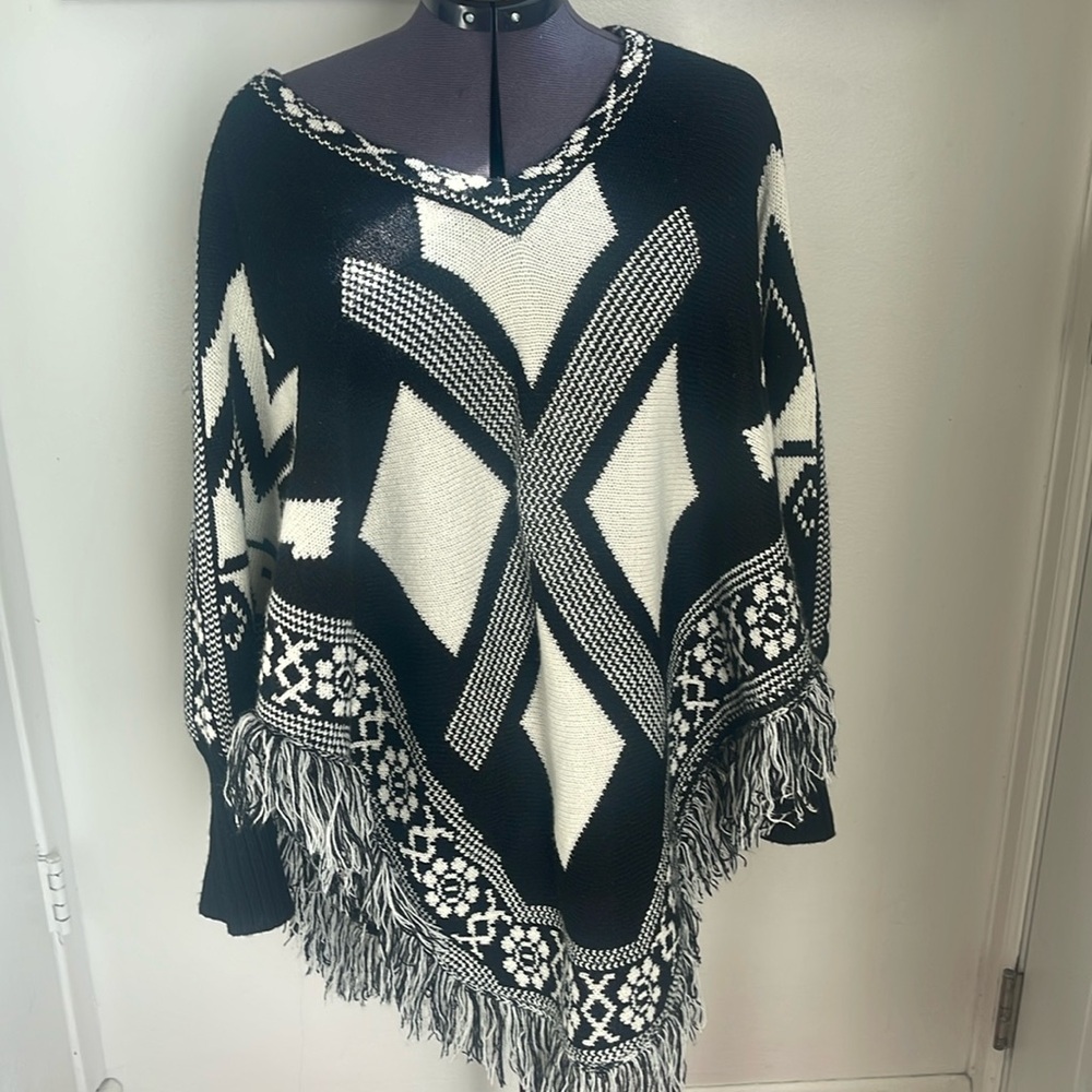 Black and white sweater cape